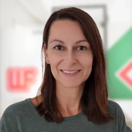 furthner-ansprechpartner-angela-schoenbauer